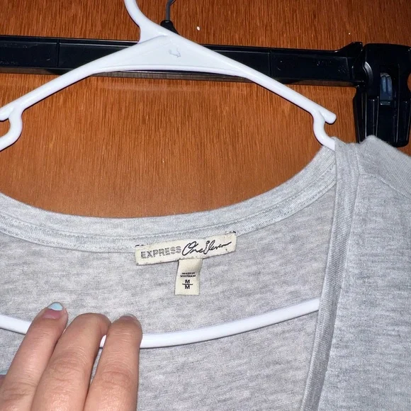 Express one eleven top - Picture 3 of 3